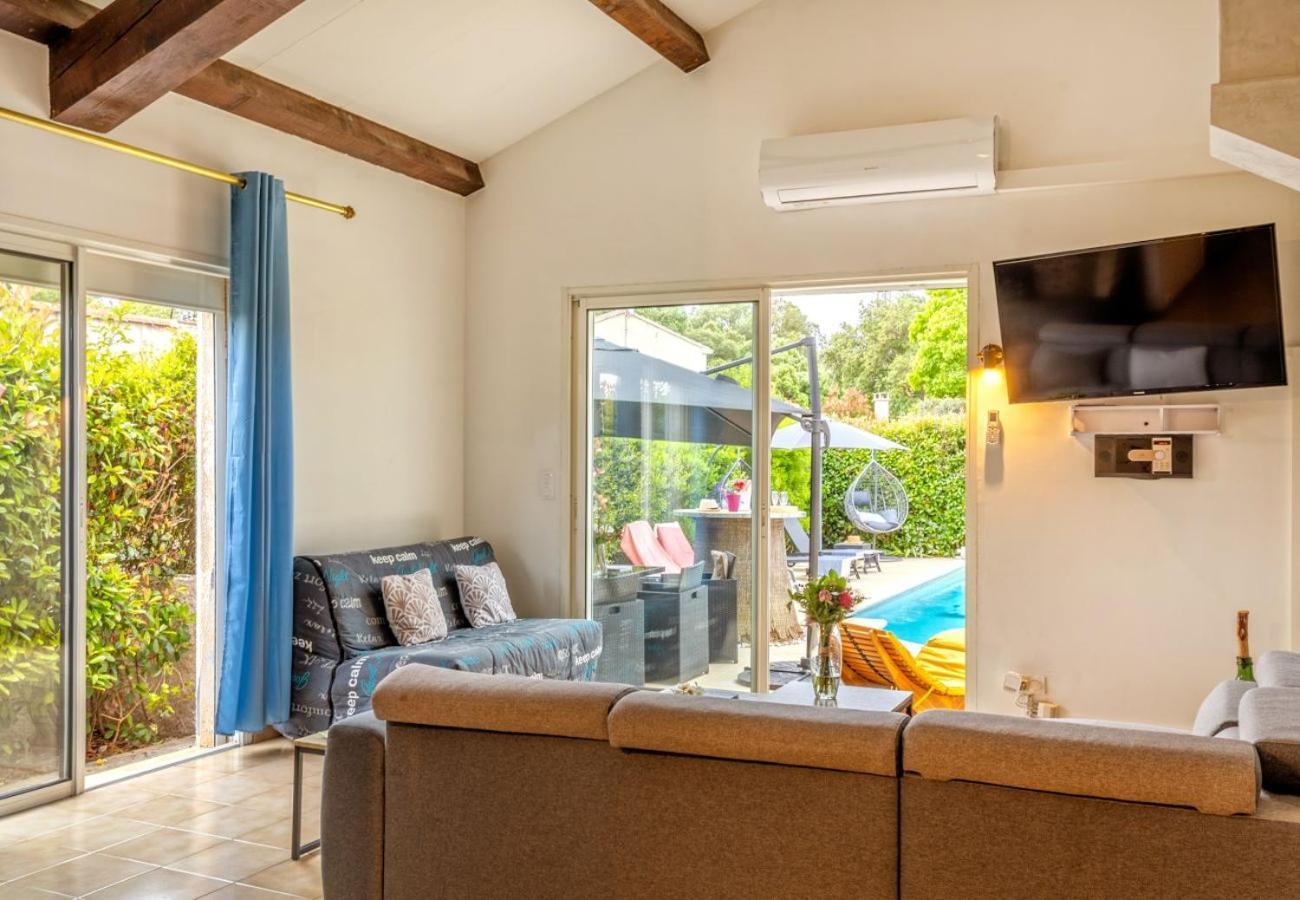 Villa Tous Conforts Avec Piscine Privee Et Acces Plage Cervione Luaran gambar